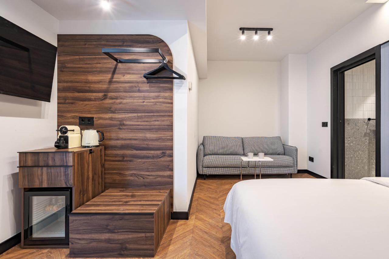 Style Suites By Olala Homes Мадрид Екстериор снимка