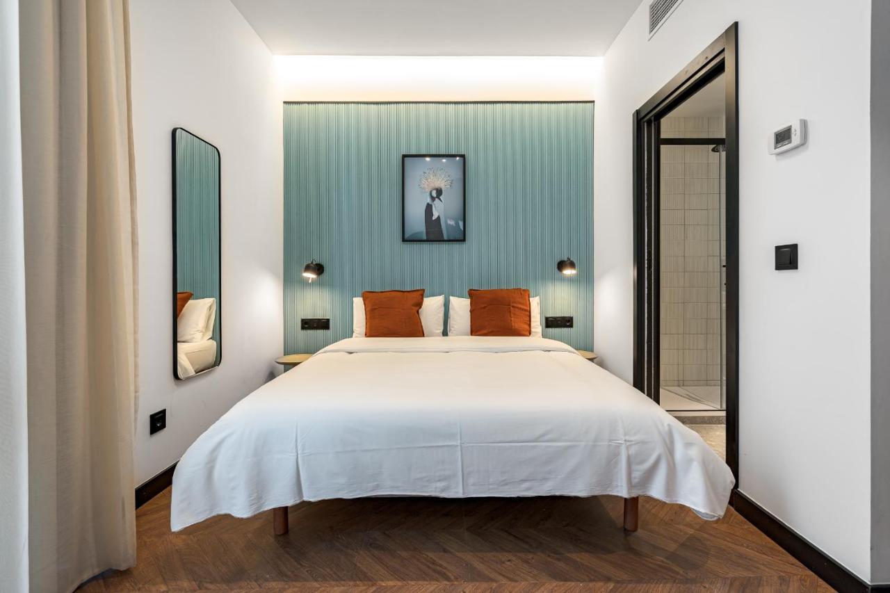 Style Suites By Olala Homes Мадрид Екстериор снимка